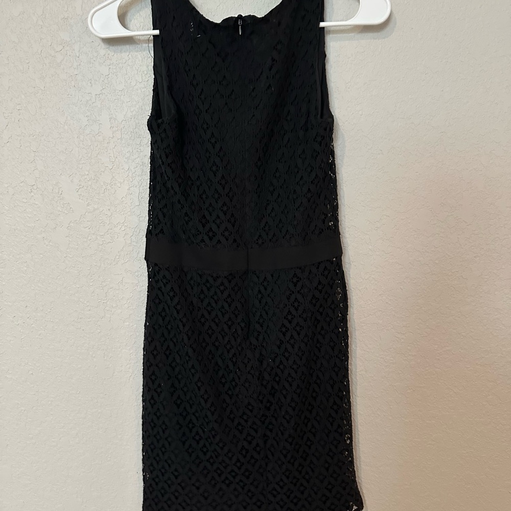 Mini black sheath dress in lace